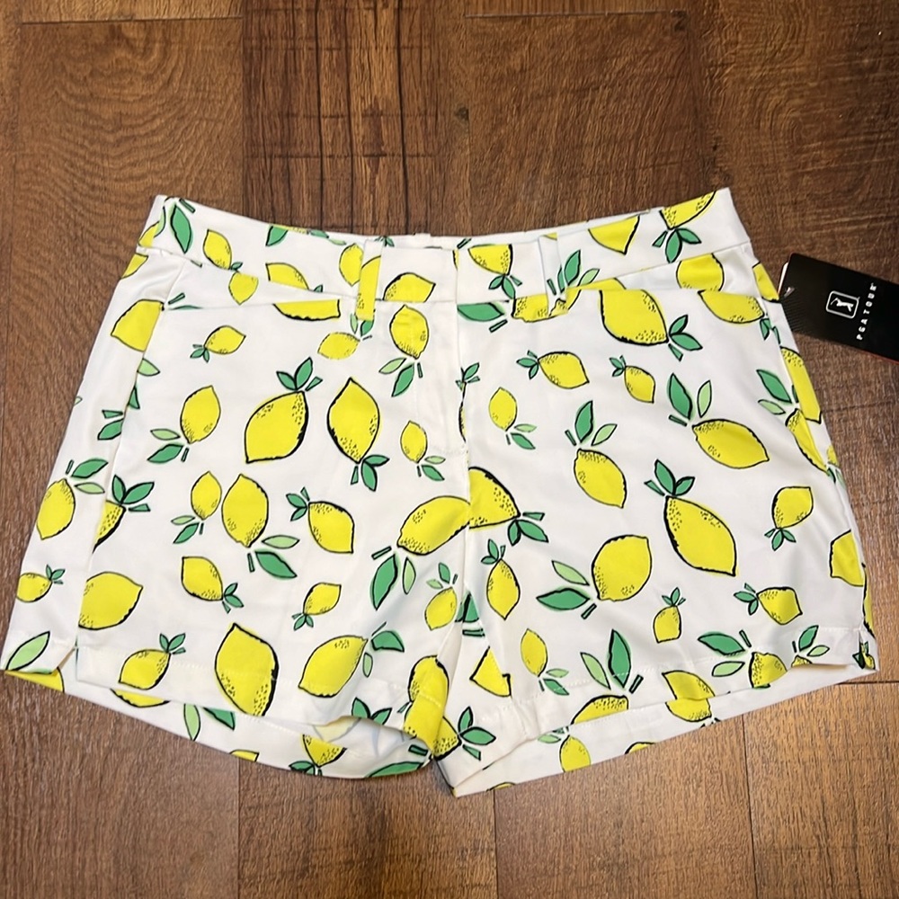 PGA Tour Women’s Golf Shorts